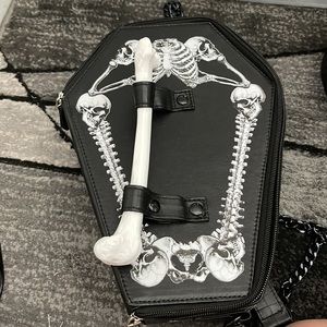 Kreepsville 666 Bag O Bones Coffin